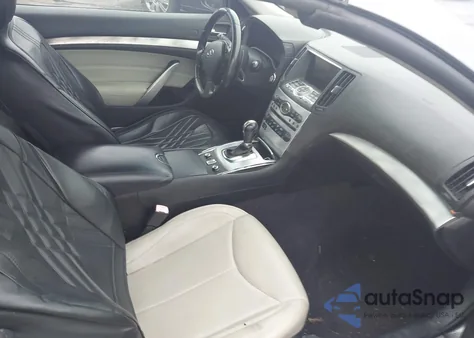 2011 Infiniti G37 z USA, uszkodzony, nr VIN JN1CV6FE6BM952598